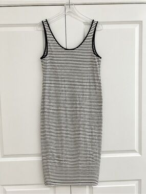 H&M Black & White Striped Summer Dress 95% Cotton